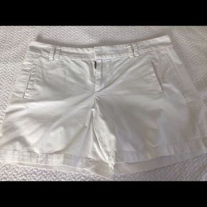 LOFT chinos style white shorts